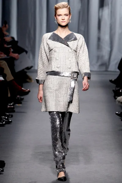 Look 5